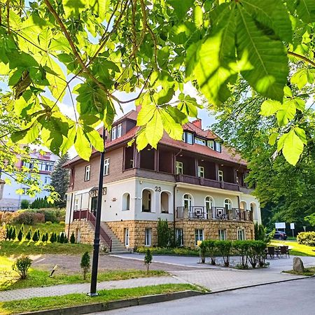 Villa Lessing Polanica-Zdrój Exteriör bild
